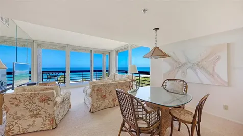 1045 Gulf Of Mexico Drive Longboat Key FL 34228