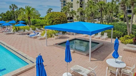 1045 Gulf Of Mexico Drive Longboat Key FL 34228