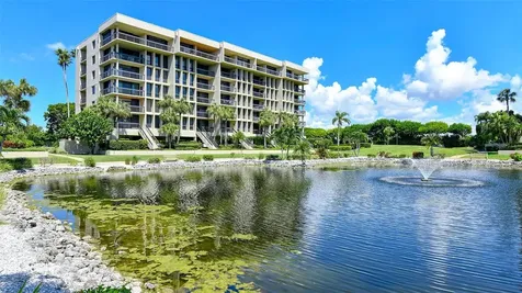 1045 Gulf Of Mexico Drive Longboat Key FL 34228