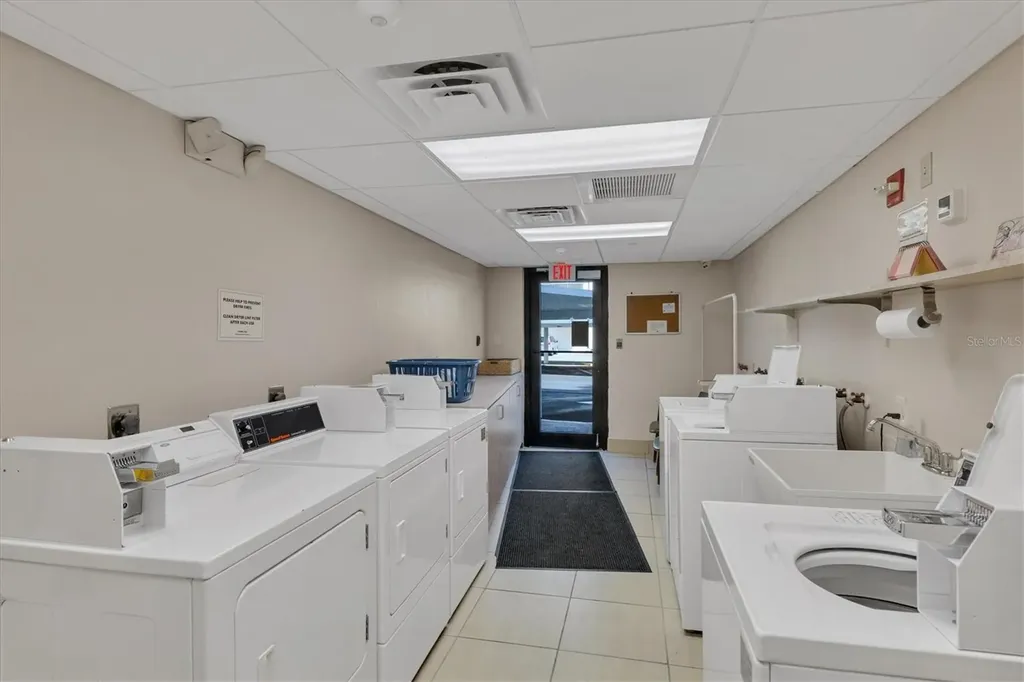 629 Alhambra Road Venice FL 34285
