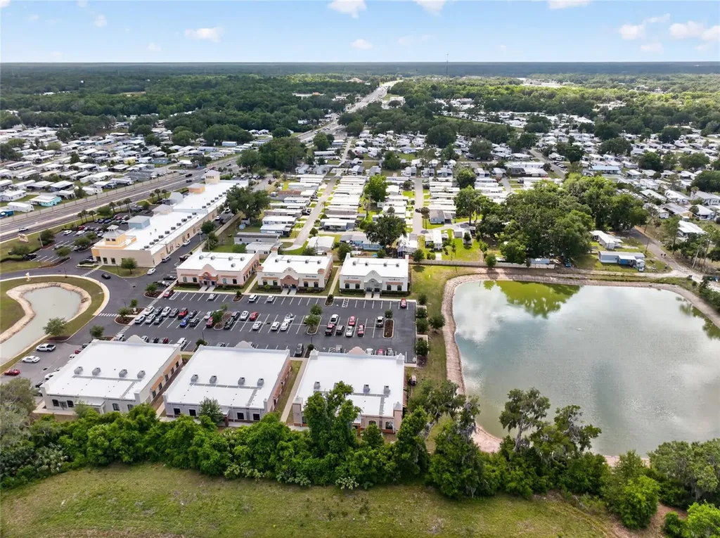 4064 E State Road 44 Wildwood FL 34785