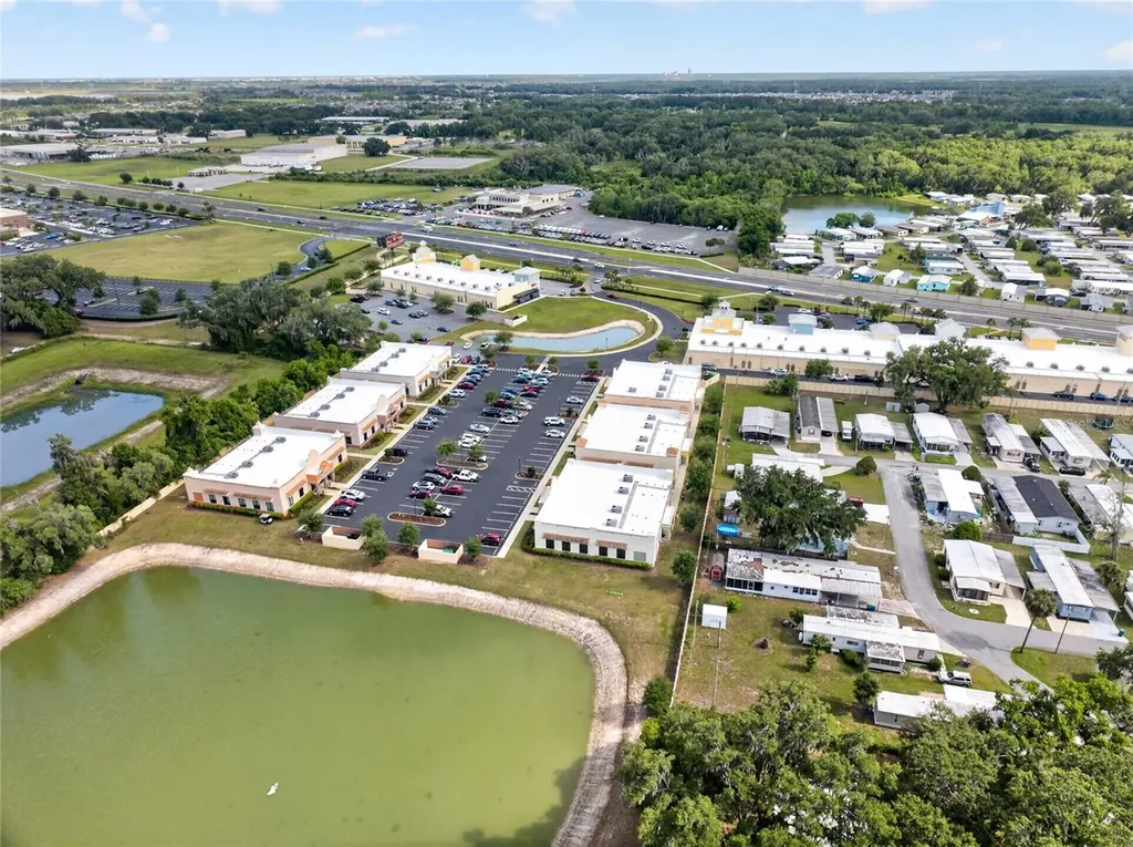4064 E State Road 44 Wildwood FL 34785