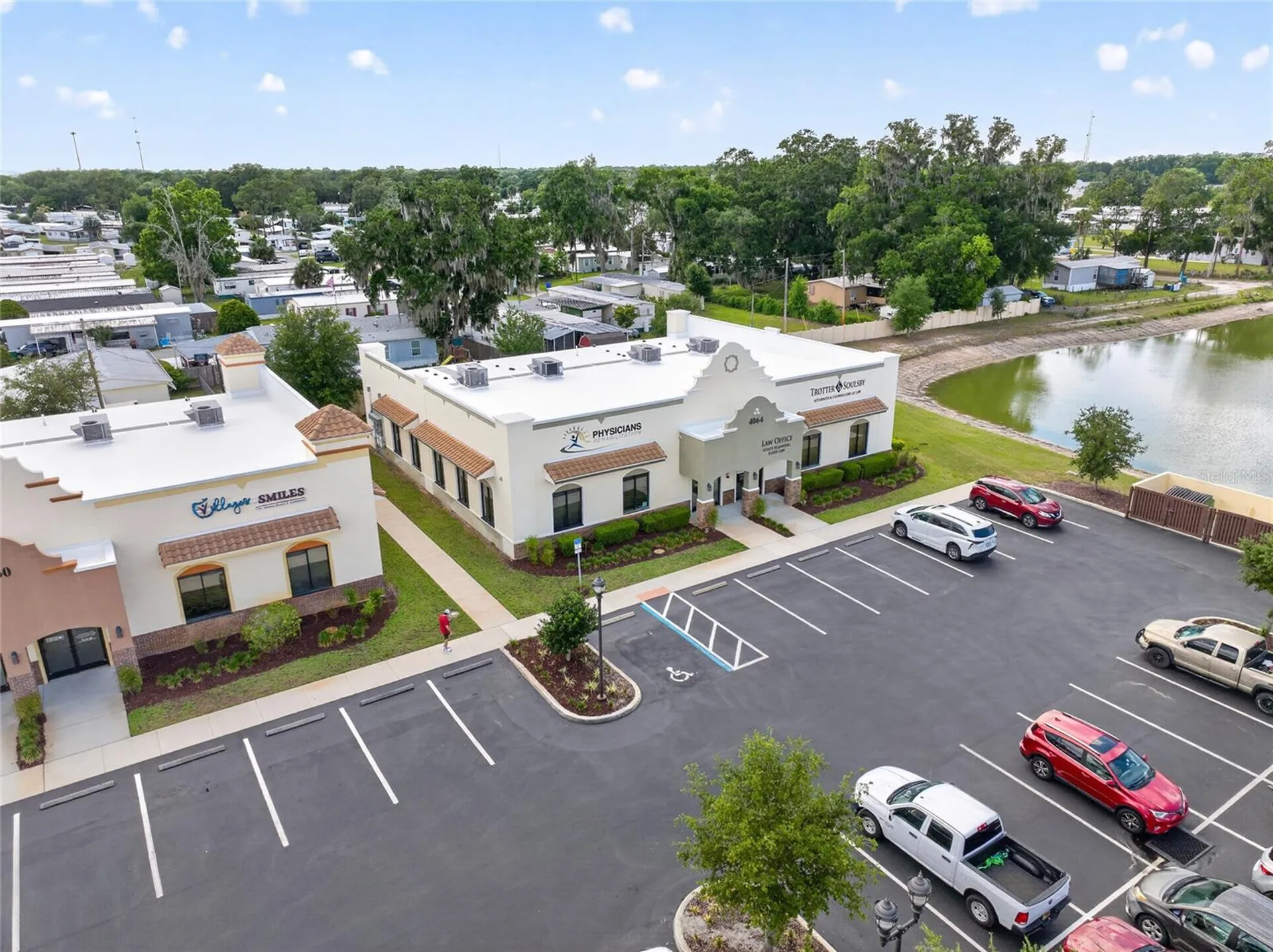 4064 E State Road 44 Wildwood FL 34785
