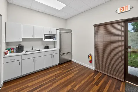 4064 E State Road 44 Wildwood FL 34785