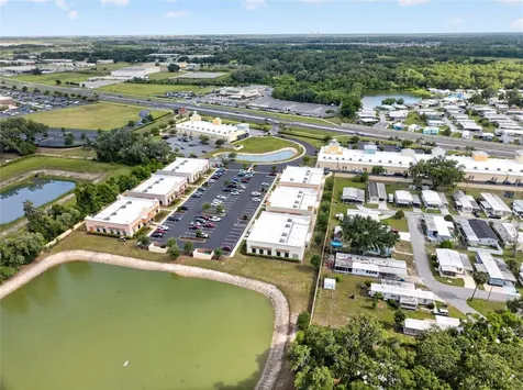 4064 E State Road 44 Wildwood FL 34785