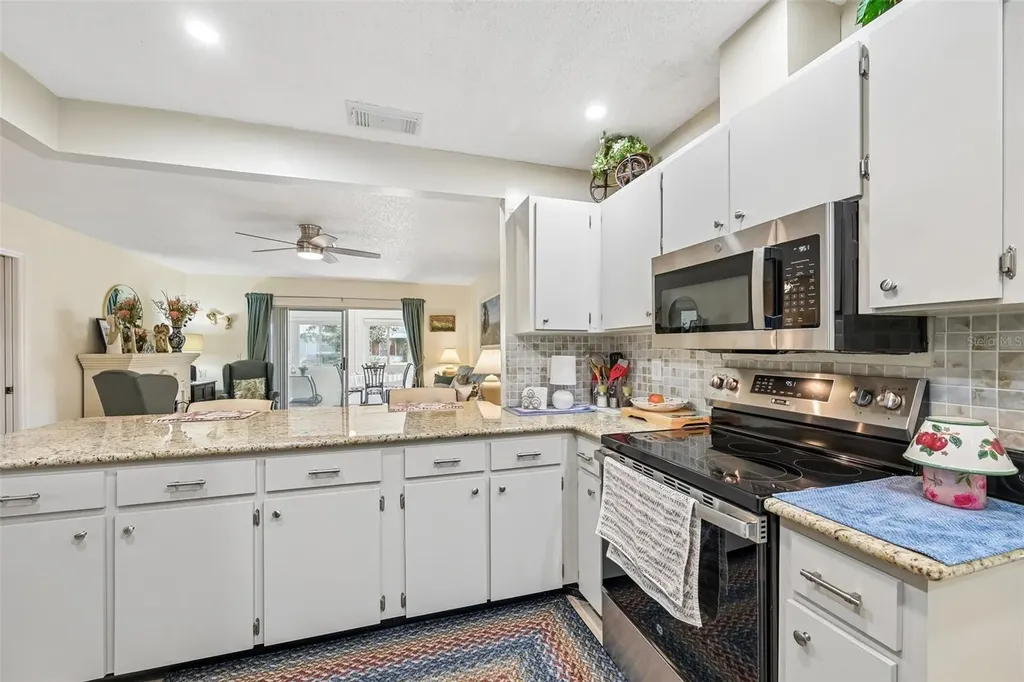 1607 Cloister Drive Sun City Center FL 33573