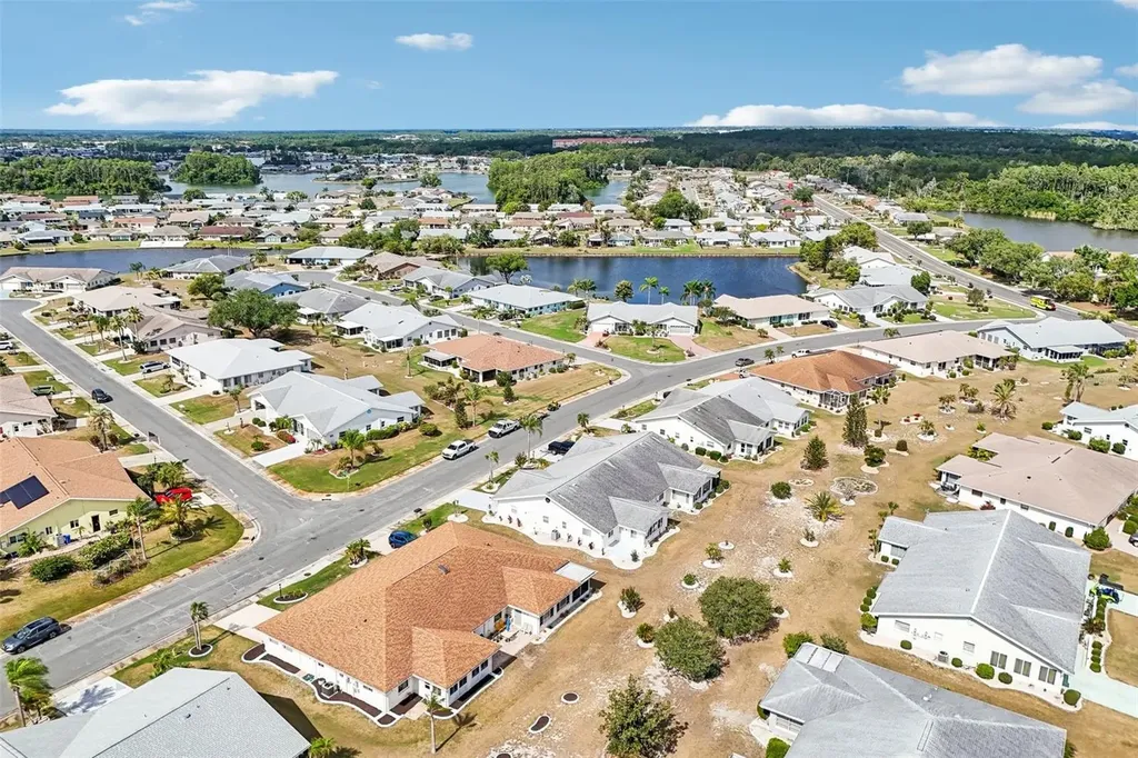1607 Cloister Drive Sun City Center FL 33573