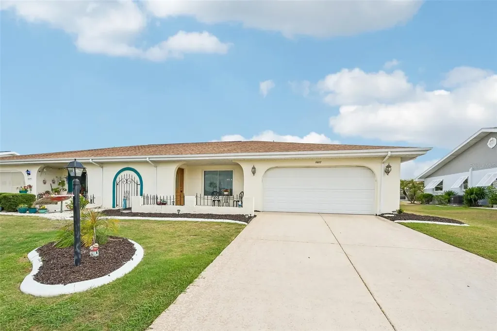 1607 Cloister Drive Sun City Center FL 33573