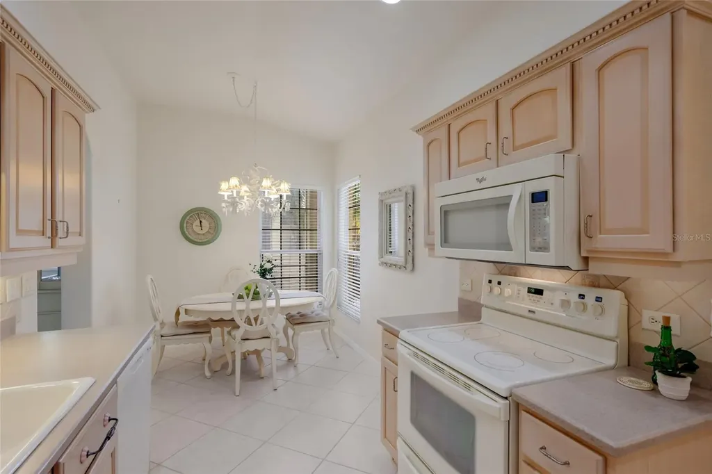 216 Vista Del Lago Way Venice FL 34292