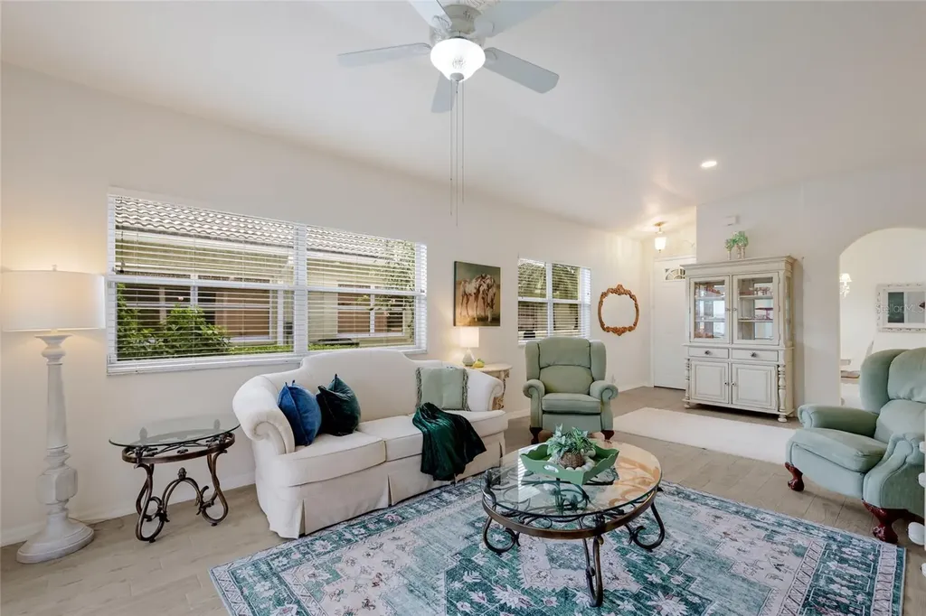 216 Vista Del Lago Way Venice FL 34292