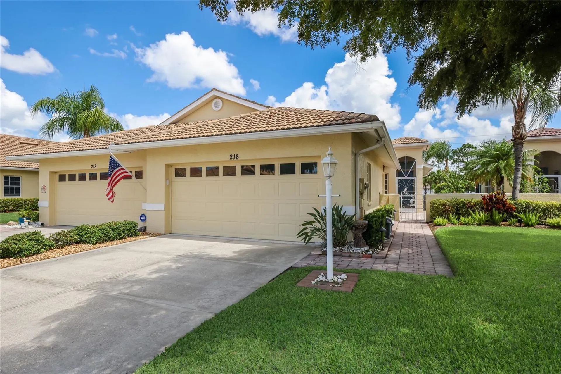 216 Vista Del Lago Way Venice FL 34292