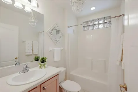 216 Vista Del Lago Way Venice FL 34292