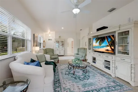 216 Vista Del Lago Way Venice FL 34292