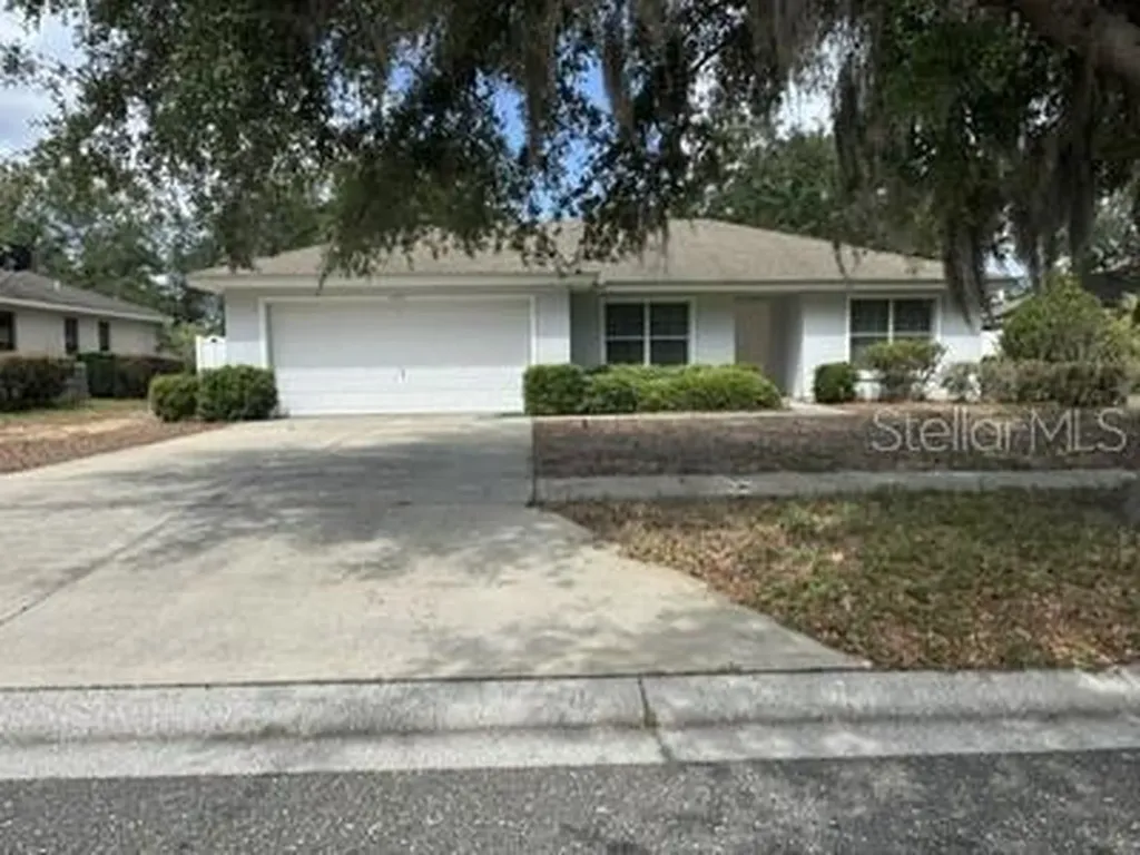4474 Caicos Drive Tavares FL 32778
