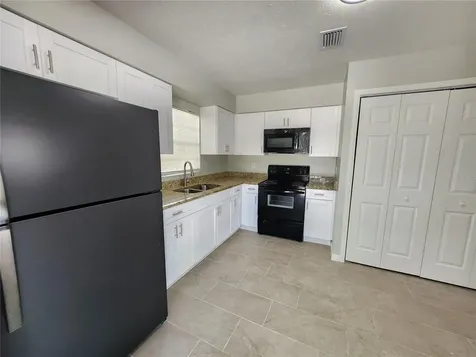 2118 W Comanche Avenue Tampa FL 33603