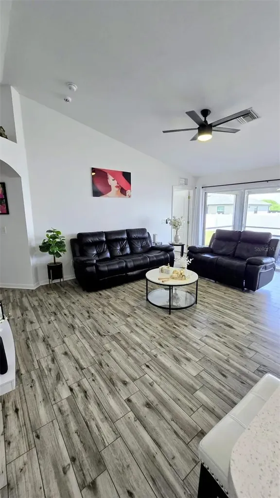 706 NW 1st Lane Cape Coral FL 33993