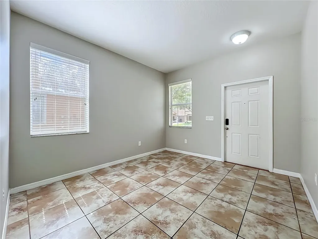 11056 Savannah Landing Circle Orlando FL 32832
