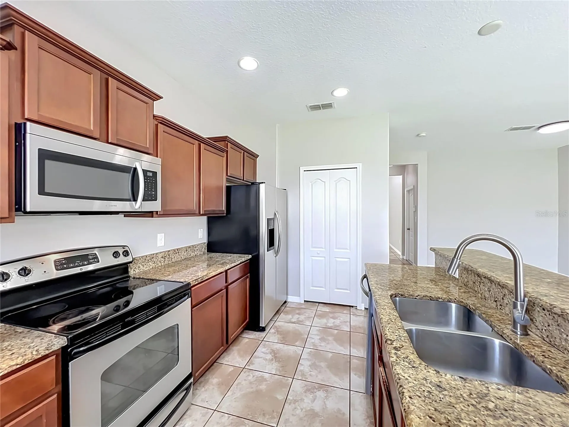 11056 Savannah Landing Circle Orlando FL 32832