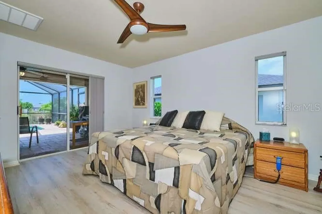 844 NE 6th Avenue Cape Coral FL 33909