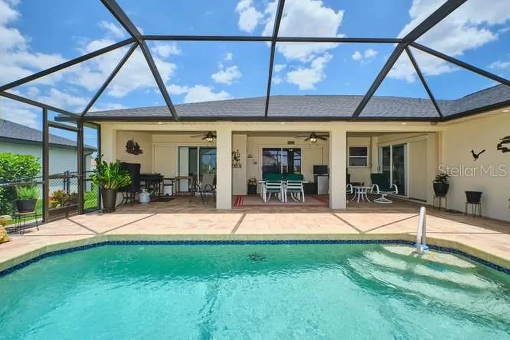 844 NE 6th Avenue Cape Coral FL 33909