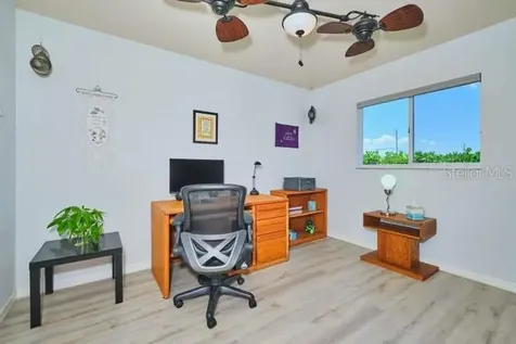 844 NE 6th Avenue Cape Coral FL 33909