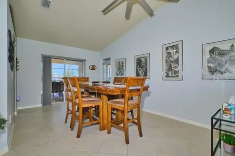 844 NE 6th Avenue Cape Coral FL 33909