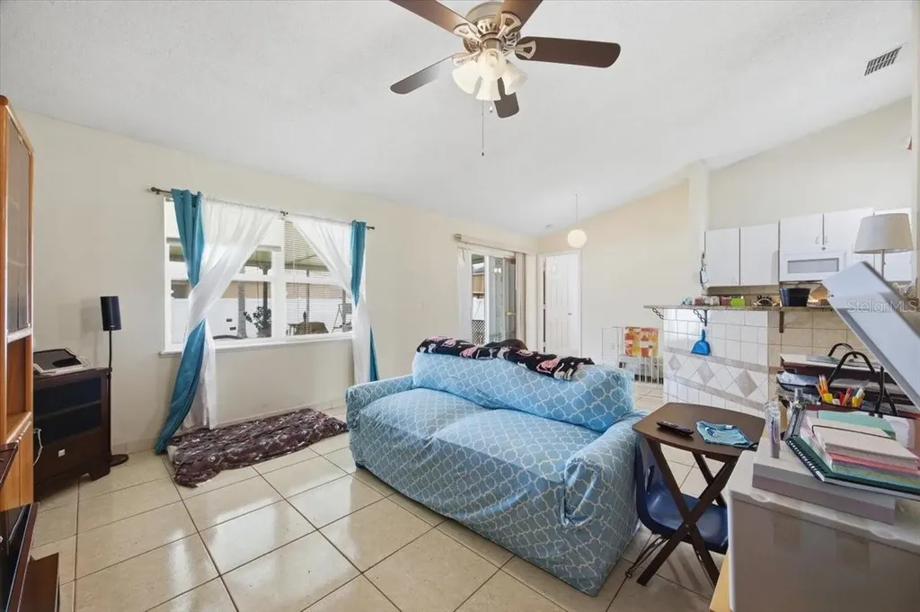 182 Birmingham Drive Kissimmee FL 34758