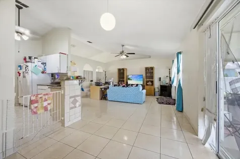 182 Birmingham Drive Kissimmee FL 34758