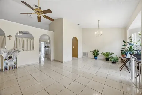 182 Birmingham Drive Kissimmee FL 34758