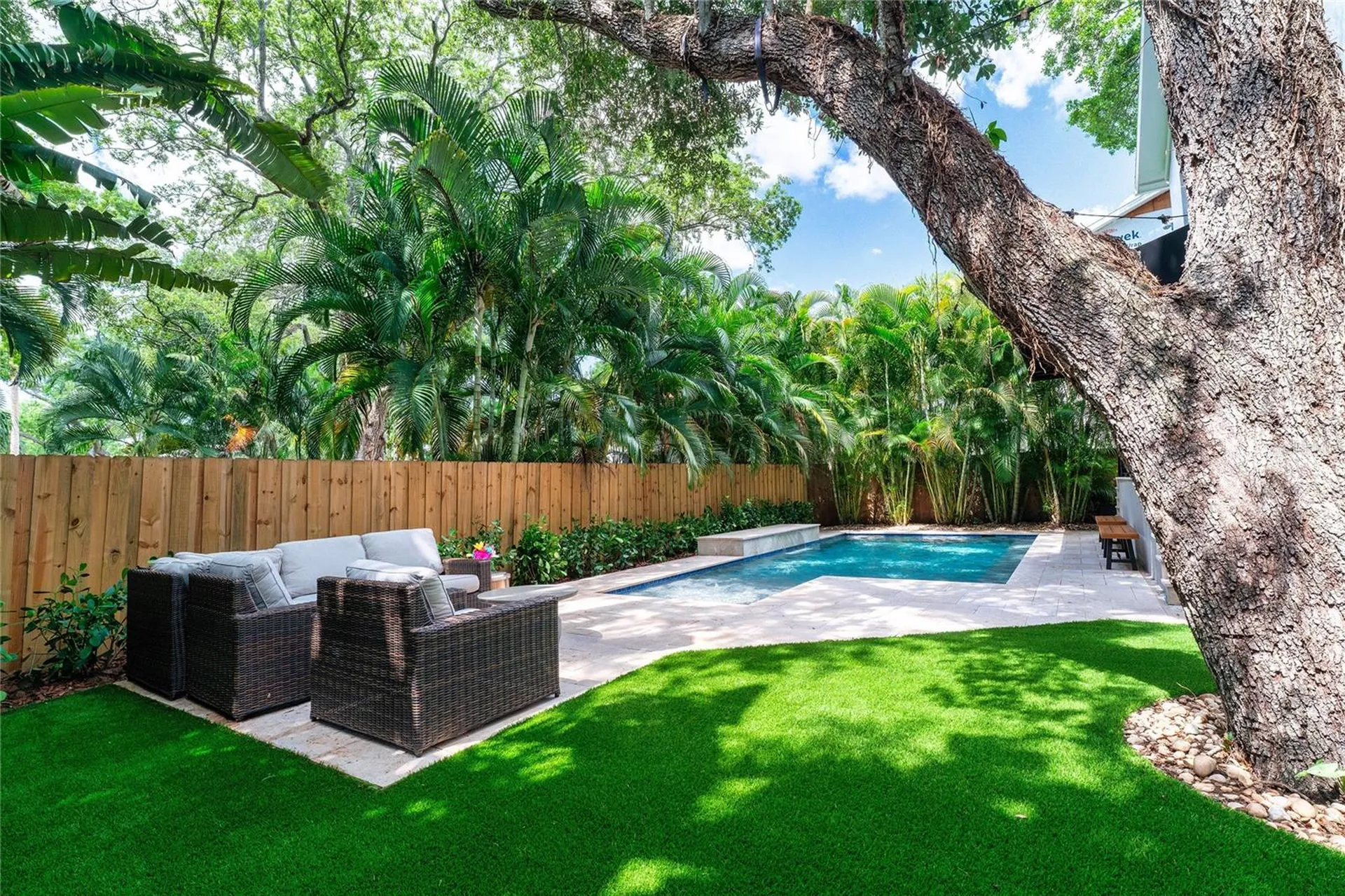 2612 W Wyoming Avenue Tampa FL 33611