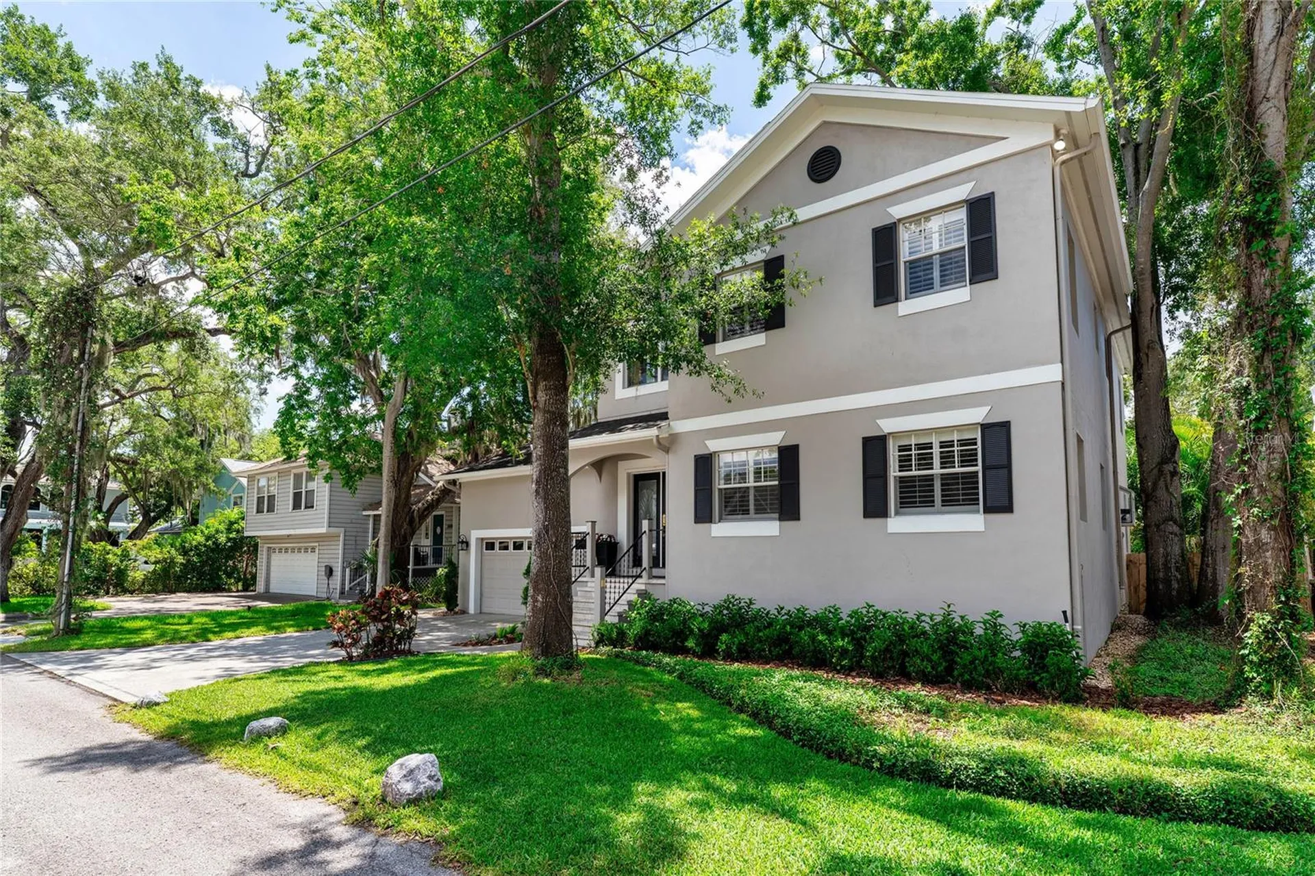 2612 W Wyoming Avenue Tampa FL 33611