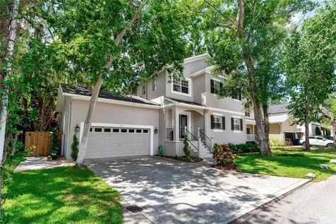 2612 W Wyoming Avenue Tampa FL 33611