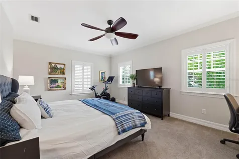 2612 W Wyoming Avenue Tampa FL 33611