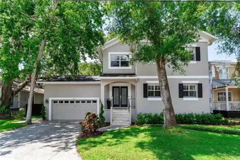 2612 W Wyoming Avenue Tampa FL 33611