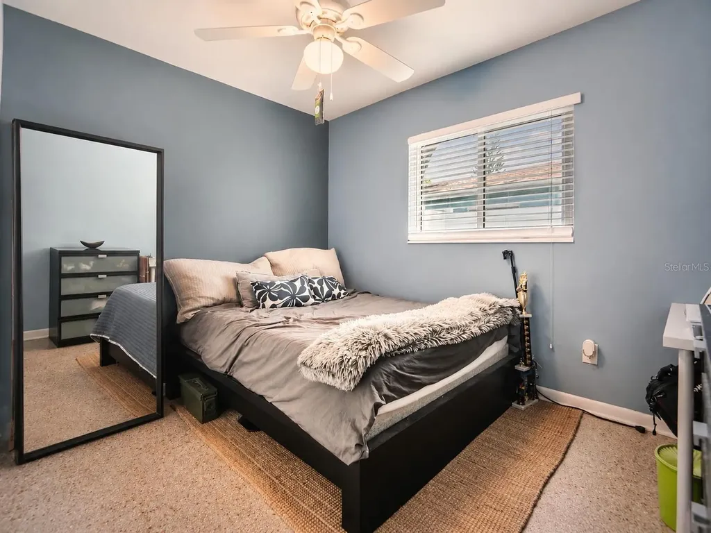 2808 W Lake Avenue Tampa FL 33607