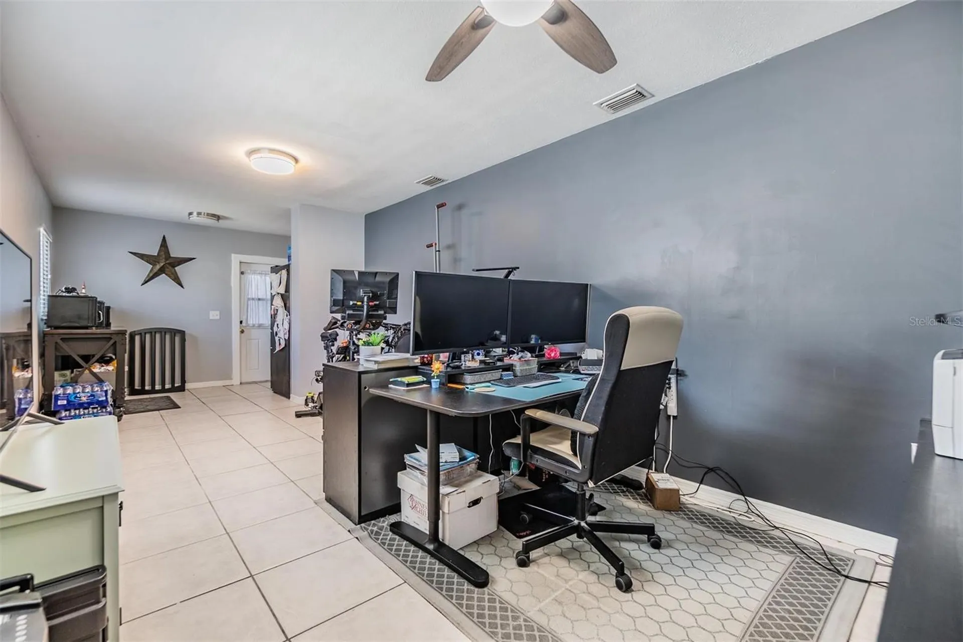 2808 W Lake Avenue Tampa FL 33607