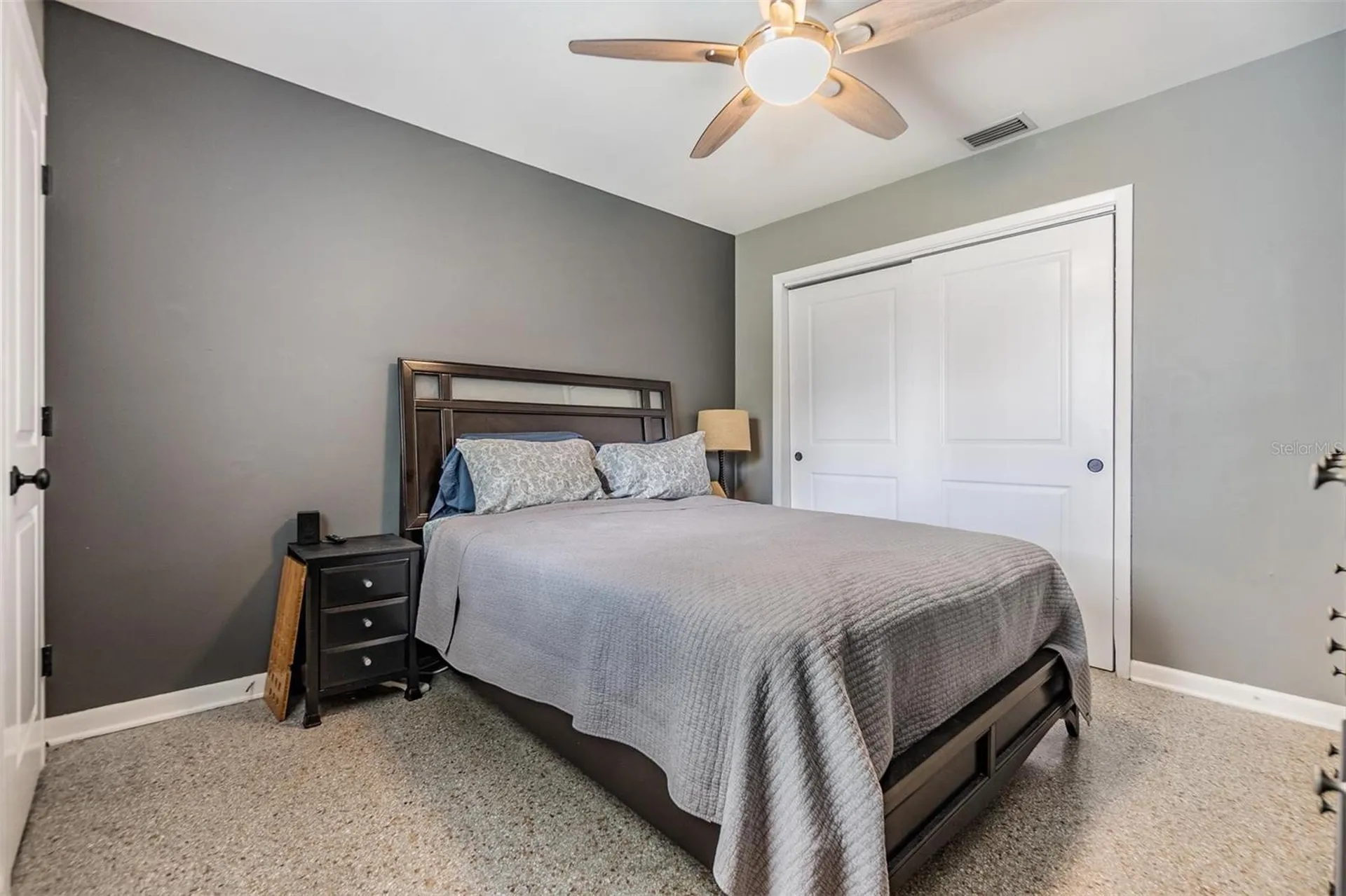 2808 W Lake Avenue Tampa FL 33607