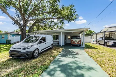 2808 W Lake Avenue Tampa FL 33607