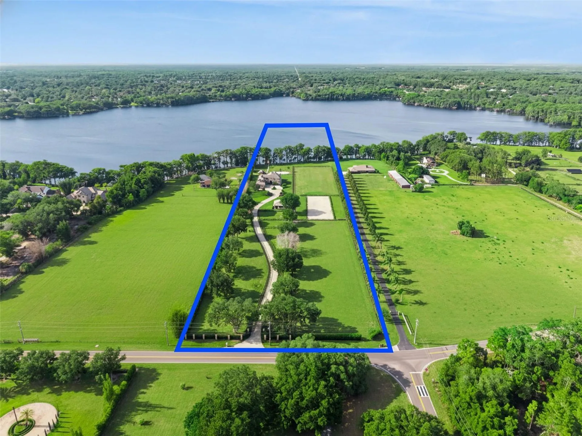 000 Lake Mills Road Oviedo FL 32766