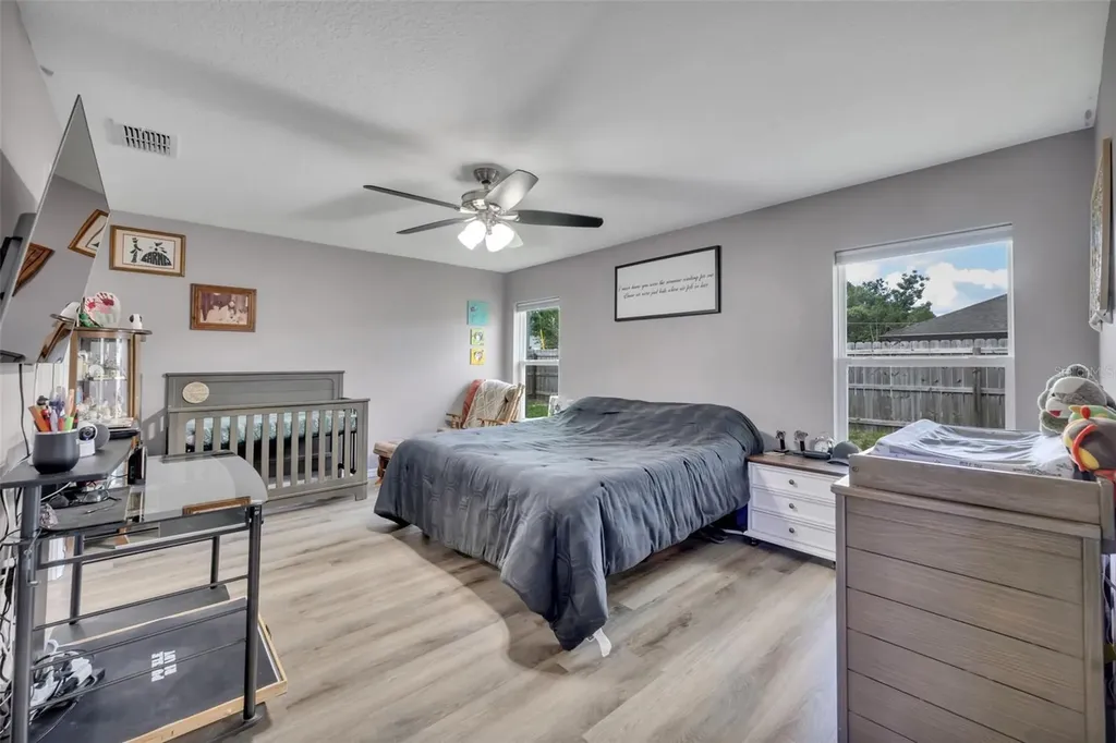 40610 E Fourth Avenue Umatilla FL 32784