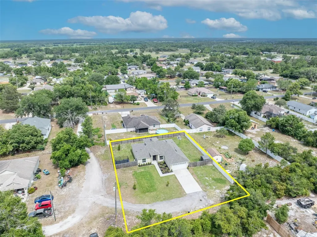 40610 E Fourth Avenue Umatilla FL 32784