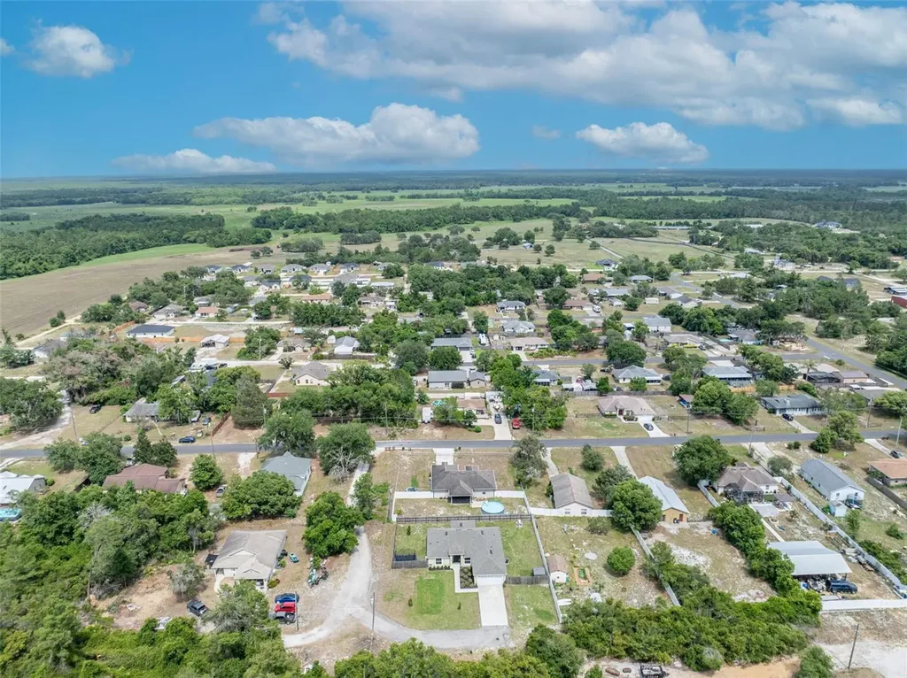 40610 E Fourth Avenue Umatilla FL 32784