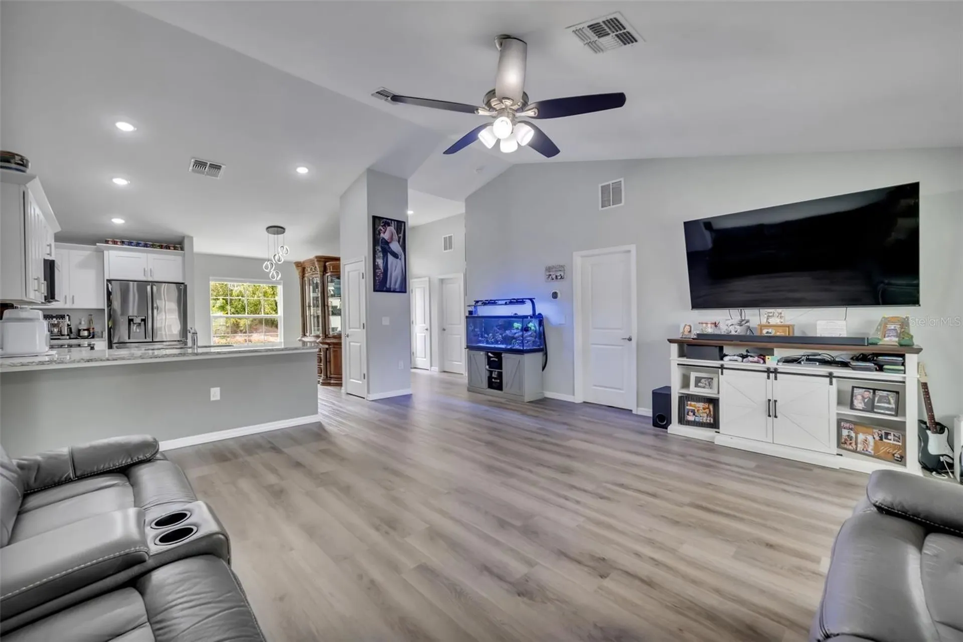 40610 E Fourth Avenue Umatilla FL 32784