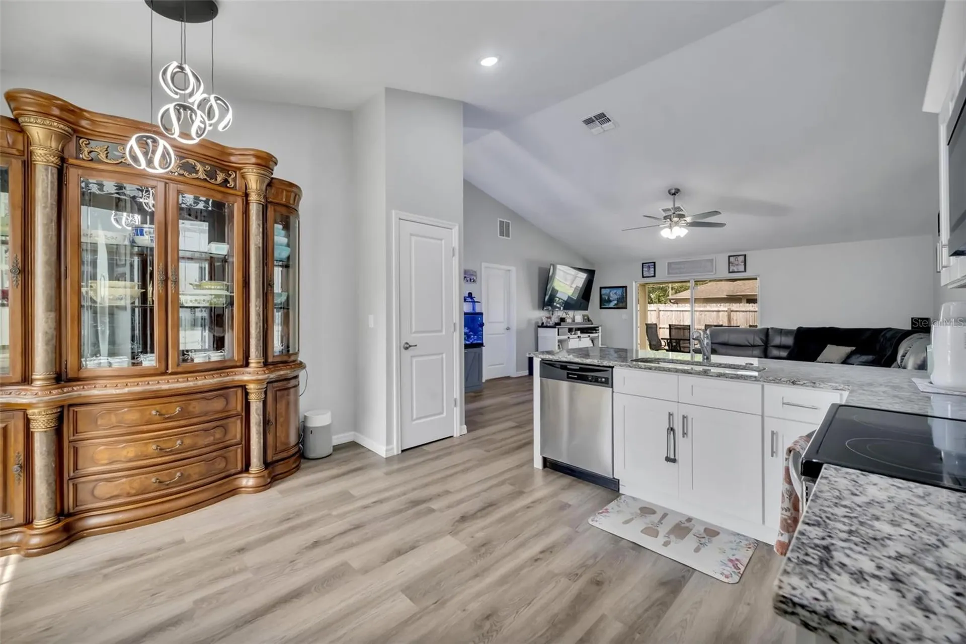40610 E Fourth Avenue Umatilla FL 32784
