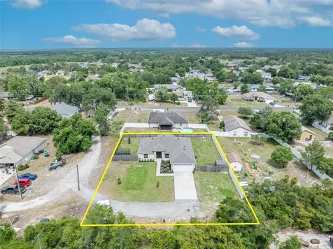 40610 E Fourth Avenue Umatilla FL 32784