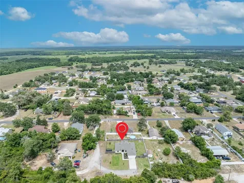40610 E Fourth Avenue Umatilla FL 32784