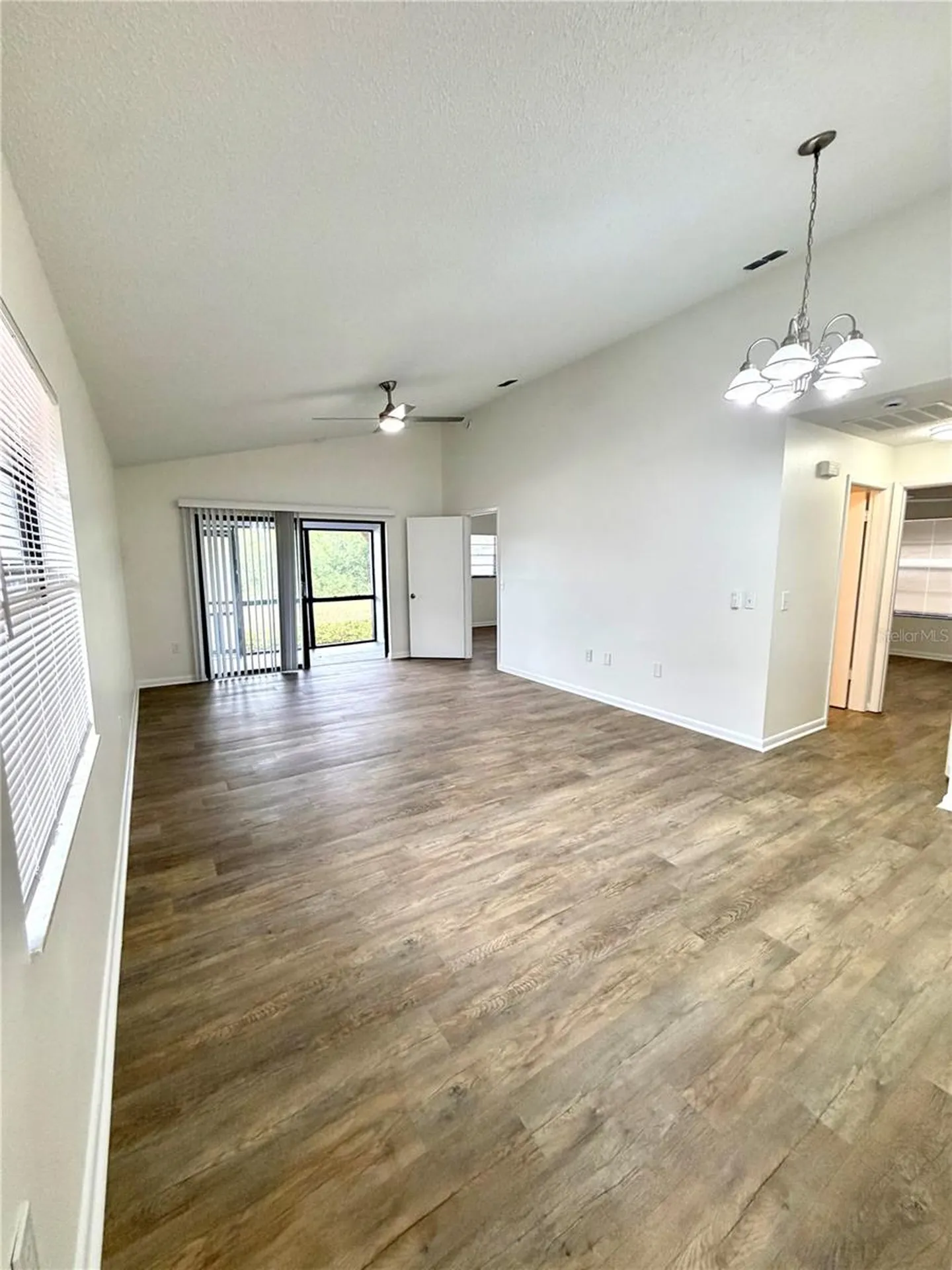 4351 Sandhurst Drive Orlando FL 32817