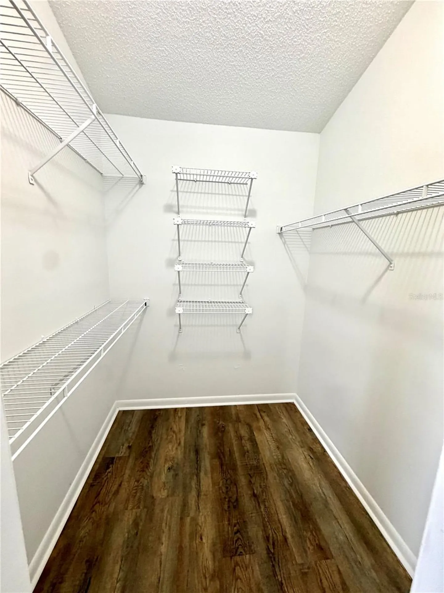 4351 Sandhurst Drive Orlando FL 32817