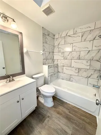 4351 Sandhurst Drive Orlando FL 32817