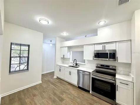 4351 Sandhurst Drive Orlando FL 32817